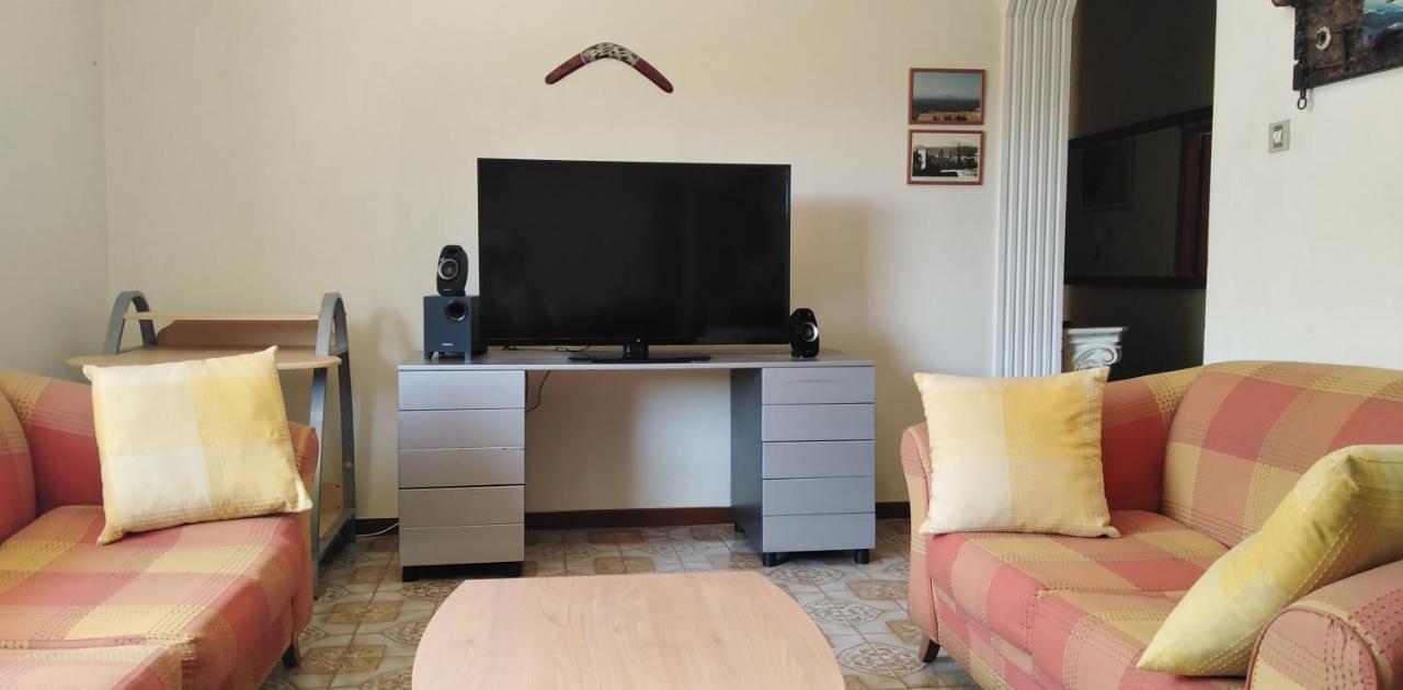 Ferienwohnung Ομορφο Διαμερισμα Με Μεγαλες Βεραντες Athen Exterior foto
