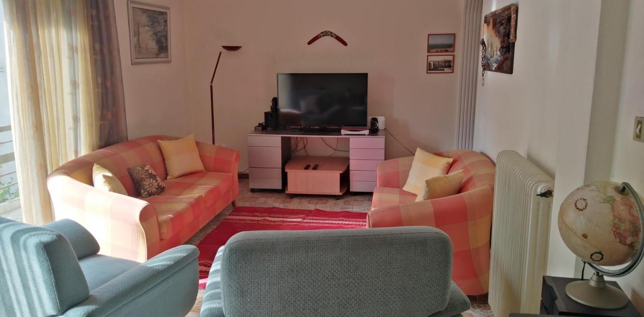 Ferienwohnung Ομορφο Διαμερισμα Με Μεγαλες Βεραντες Athen Exterior foto